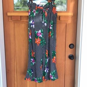 Women’s gaucho pants